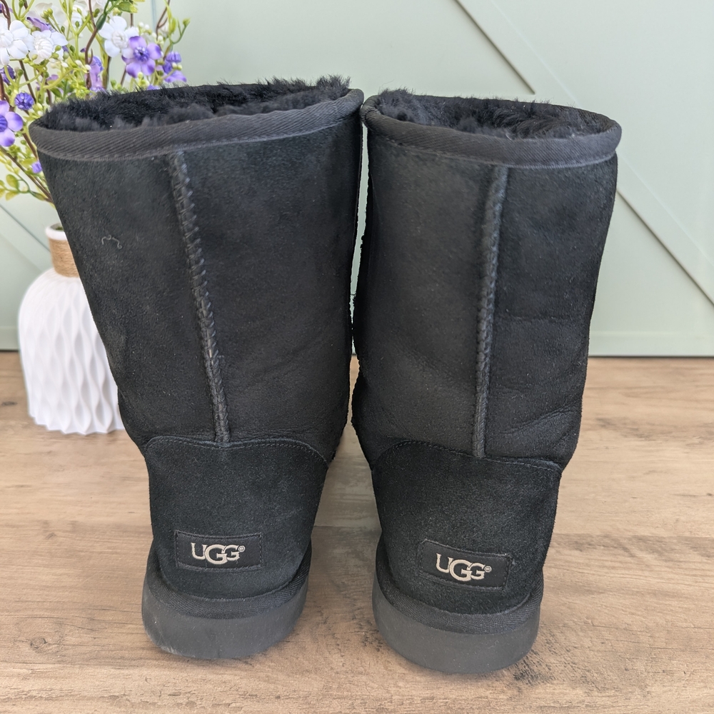 UGG Classic Short II Boots in black